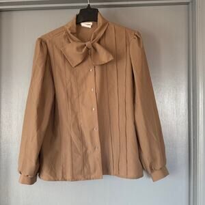 Vtg Donnkenny Women's Tan Button Top Bow Tie Pleats 3/4 Sleeves Made USA sz 16